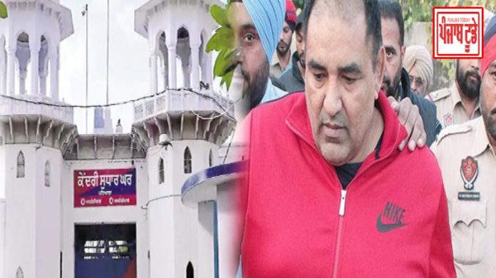 Smartphone found from drug smuggler Jagdish Bhola in Central Jail, Patiala