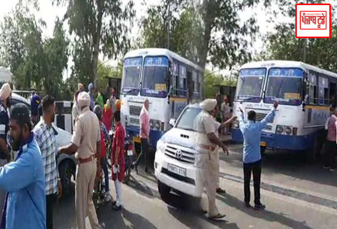 Robbery at PRTC bus at gunpoint today, National Highway jam